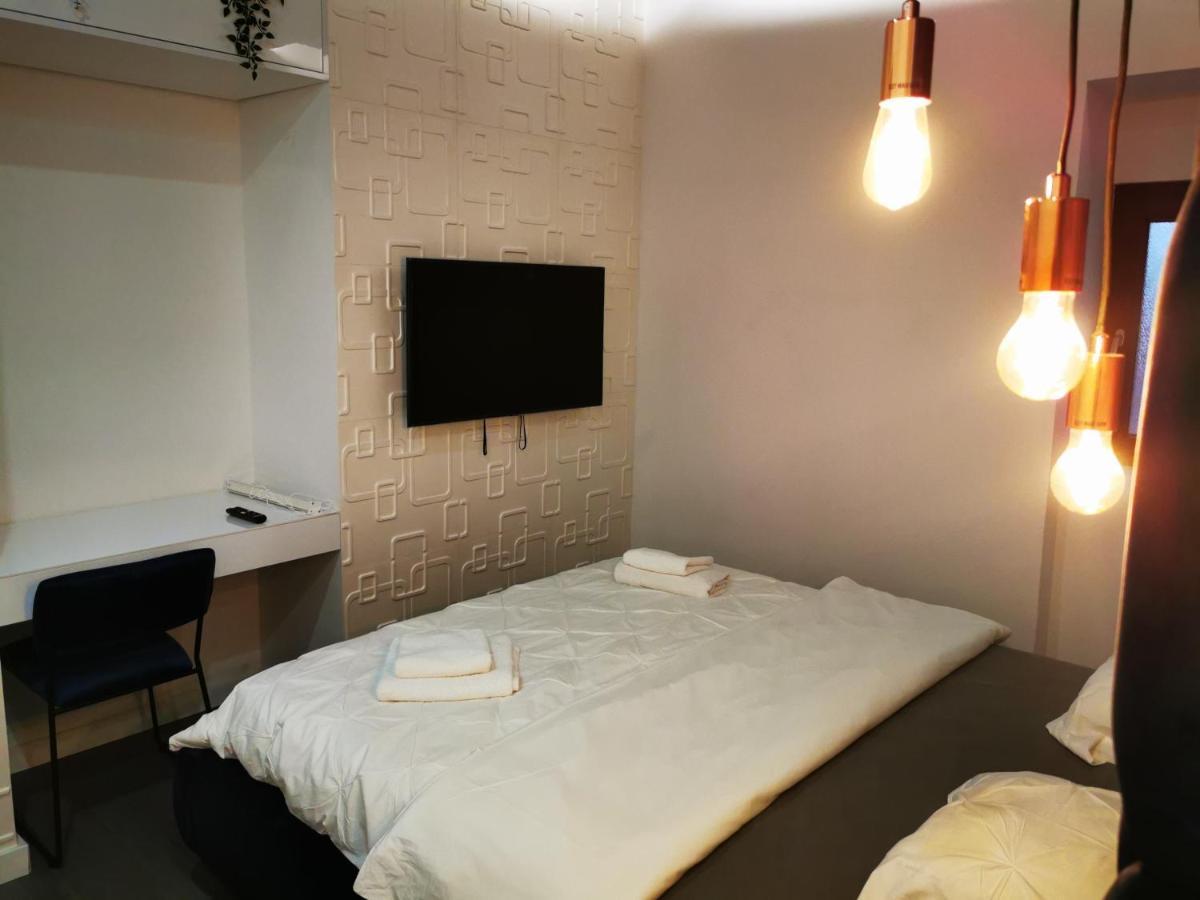 Apartment And Rooms Marinac Zagabria Esterno foto