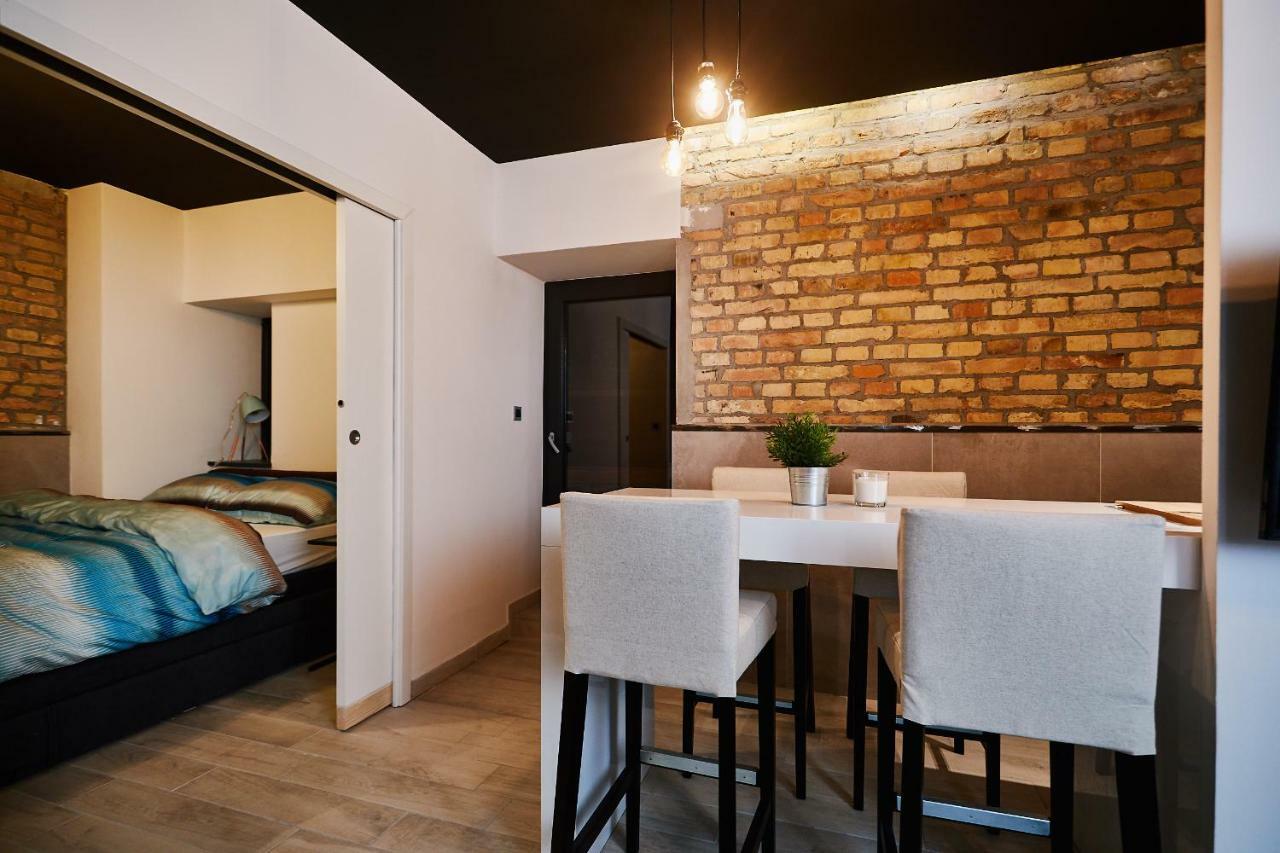 Apartment And Rooms Marinac Zagabria Esterno foto